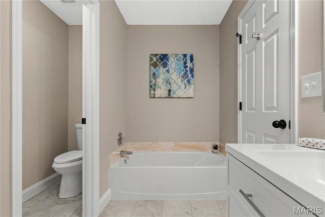 2717 Samuel Drive, Dardenne Prairie, MO 63368