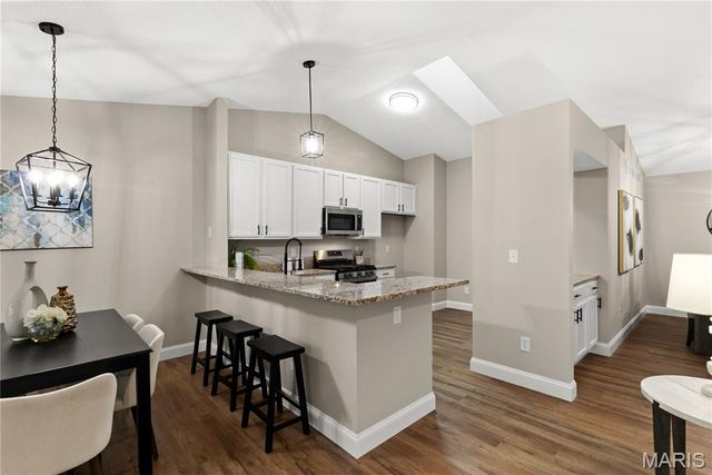 2717 Samuel Drive, Dardenne Prairie, MO 63368