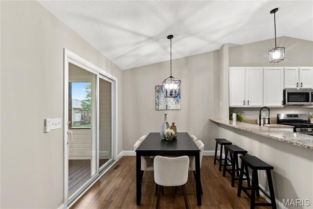 2717 Samuel Drive, Dardenne Prairie, MO 63368