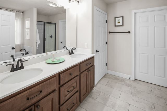 915 Dove Chase Lane, College Station, TX 77845