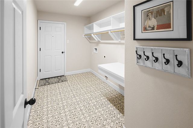 915 Dove Chase Lane, College Station, TX 77845