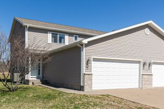 1570 Savannah Circle A1, Davenport, IA 52807