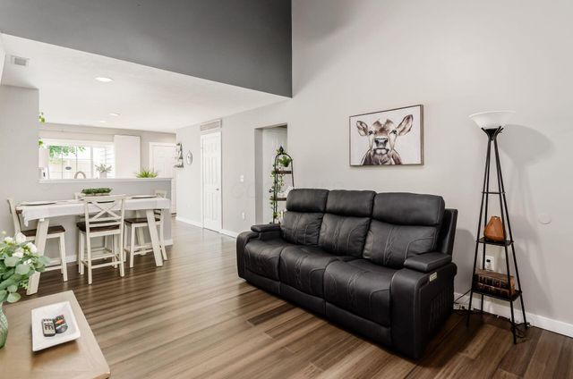 7198 Colonial Affair Drive, New Albany, OH 43054