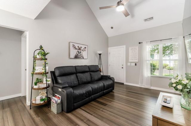 7198 Colonial Affair Drive, New Albany, OH 43054