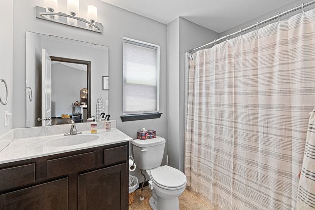 347 Cypress Court, Solon, IA 52333
