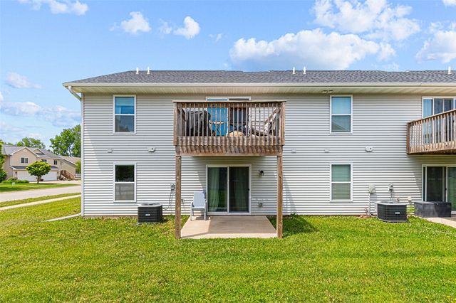347 Cypress Court, Solon, IA 52333