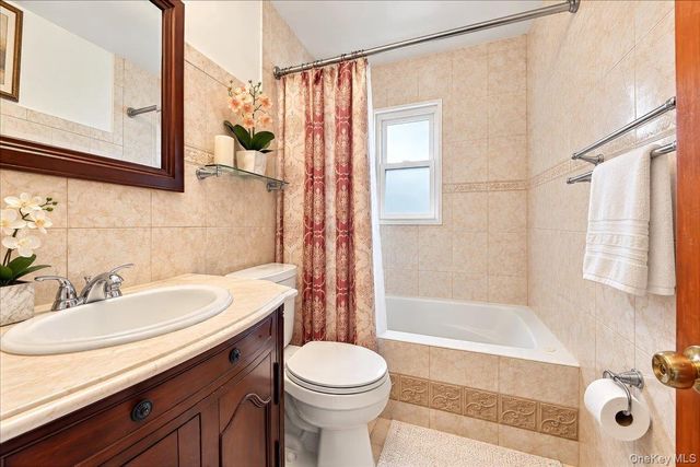 1360 Edwards Avenue, Bronx, NY 10461