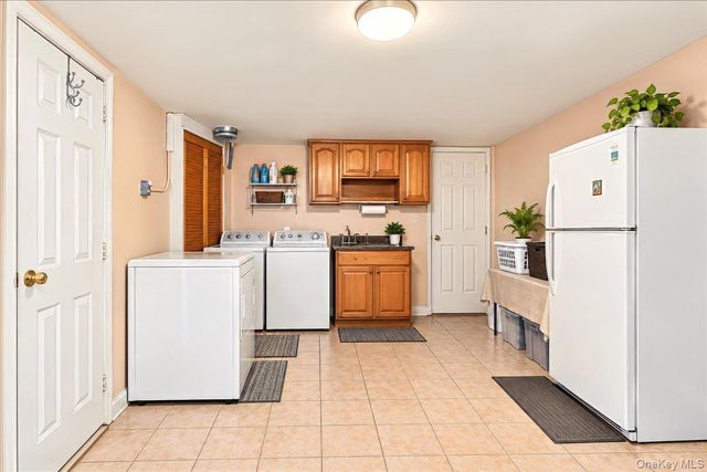 1360 Edwards Avenue, Bronx, NY 10461