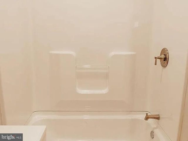 102 YARNELL ST, Reading, PA 19611