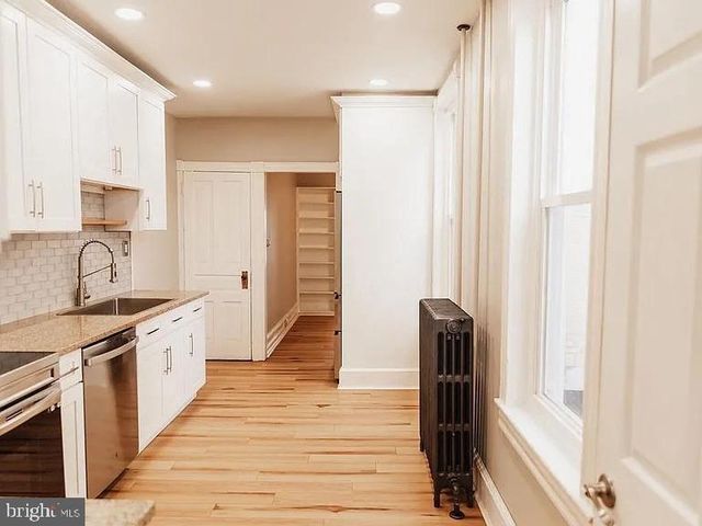 102 YARNELL ST, Reading, PA 19611