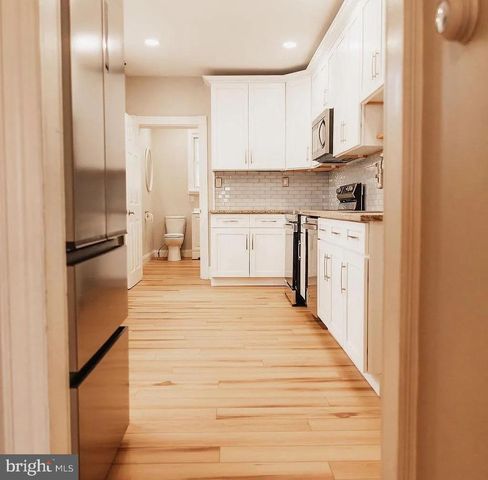 102 YARNELL ST, Reading, PA 19611