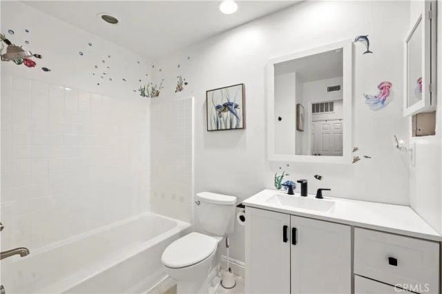 71 Orange Blossom, Ladera Ranch, CA 92694