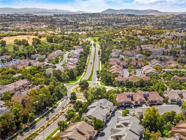 71 Orange Blossom, Ladera Ranch, CA 92694
