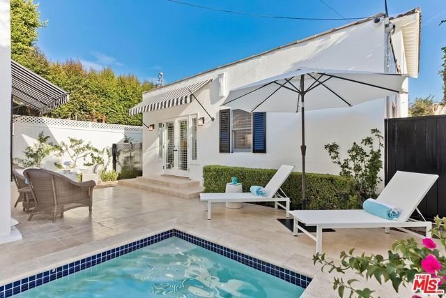 8937 Dorrington Avenue, West Hollywood, CA 90048