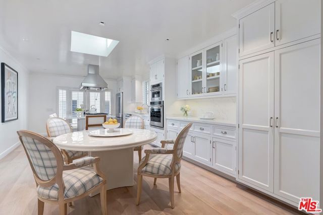 8937 Dorrington Avenue, West Hollywood, CA 90048