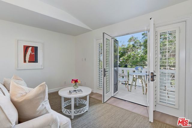 8937 Dorrington Avenue, West Hollywood, CA 90048