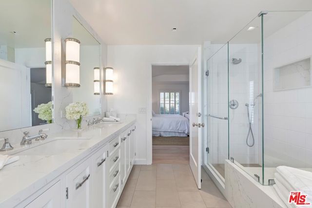 8937 Dorrington Avenue, West Hollywood, CA 90048