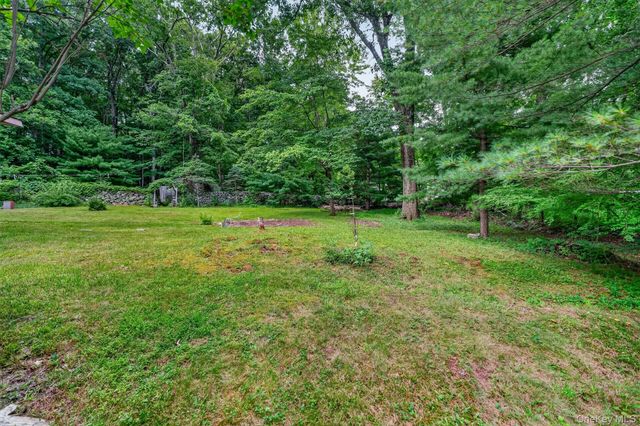 368 Old Dutch Hollow Road, Greenwood Lake, NY 10925