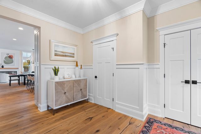 81 Shea Circle 81, Cheshire, CT 06410