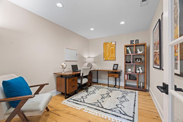 81 Shea Circle 81, Cheshire, CT 06410