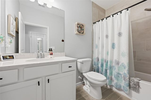 13524 NW CONVERGENCE BOULEVARD, Alachua, FL 32615