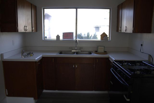 28540 Pacific Drive, Madera, CA 93638