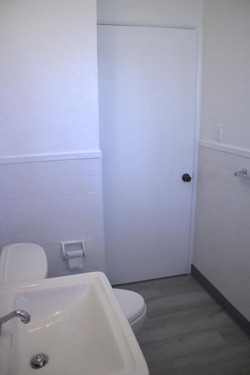 Image 11 of property listing at 28540 Pacific Drive, Madera, CA 93638