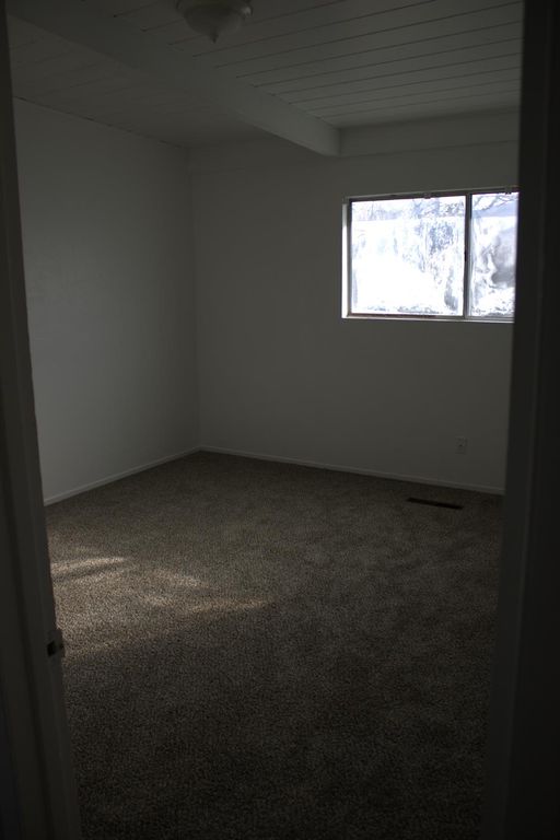 Image 13 of property listing at 28540 Pacific Drive, Madera, CA 93638