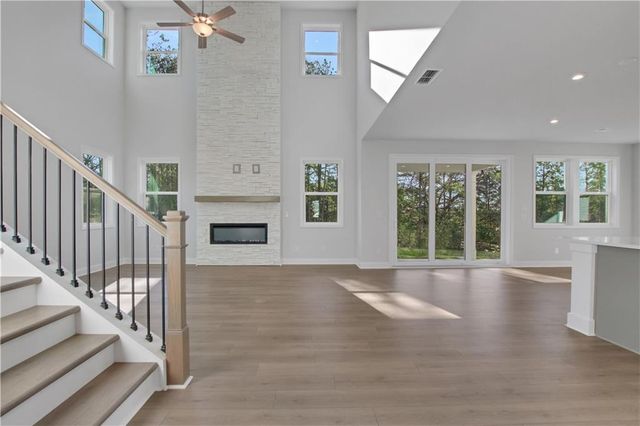 5105 Hillside Haven SW Drive, Powder Springs, GA 30127