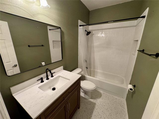 7702 PLANTATION CIRCLE, Bradenton, FL 34201