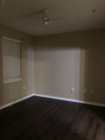 8550 TOUCHTON Road 1212, Jacksonville, FL 32216