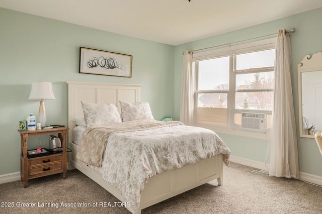 16975 Pine Hollow Drive, East Lansing, MI 48823