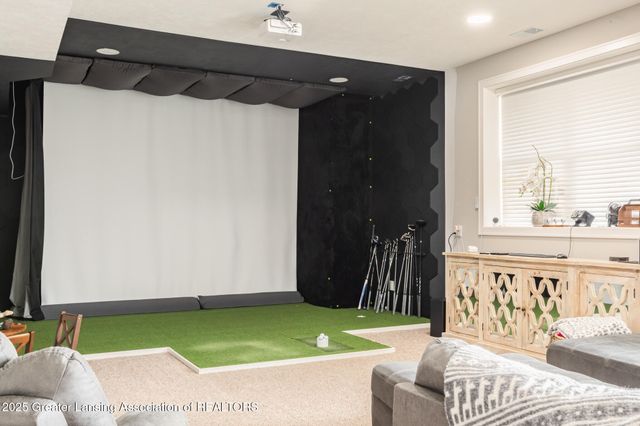 16975 Pine Hollow Drive, East Lansing, MI 48823