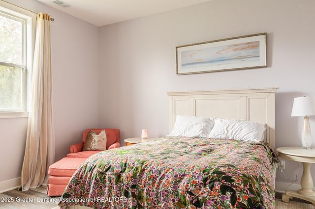 16975 Pine Hollow Drive, East Lansing, MI 48823