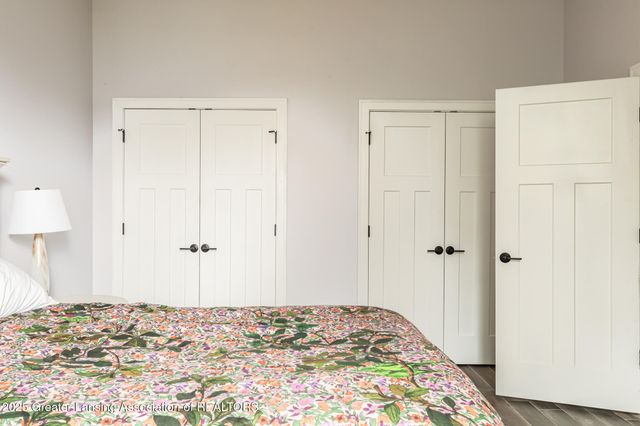 16975 Pine Hollow Drive, East Lansing, MI 48823