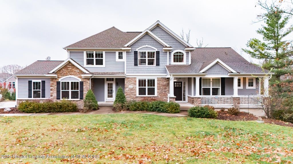 16975 Pine Hollow Drive, East Lansing, MI 48823