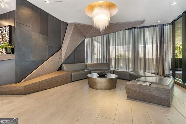 145 15th Street NE 824, Atlanta, GA 30309