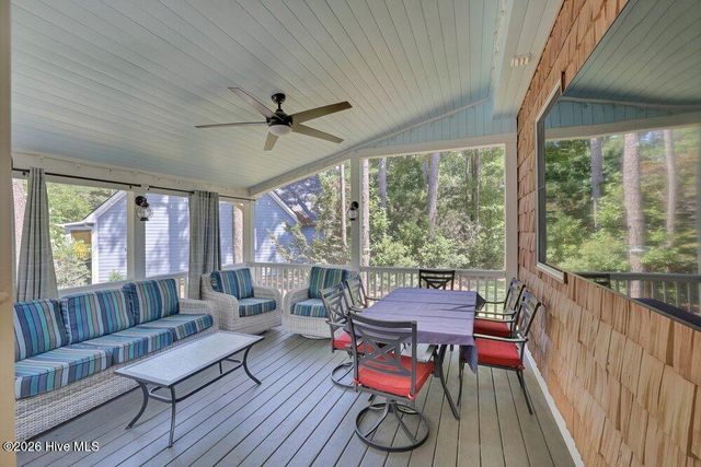 107 S Grist Mill Road, Hampstead, NC 28443