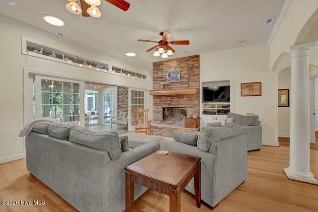 107 S Grist Mill Road, Hampstead, NC 28443