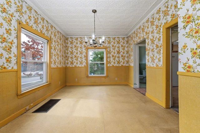 7 1St Street, Hudson, NH 03051