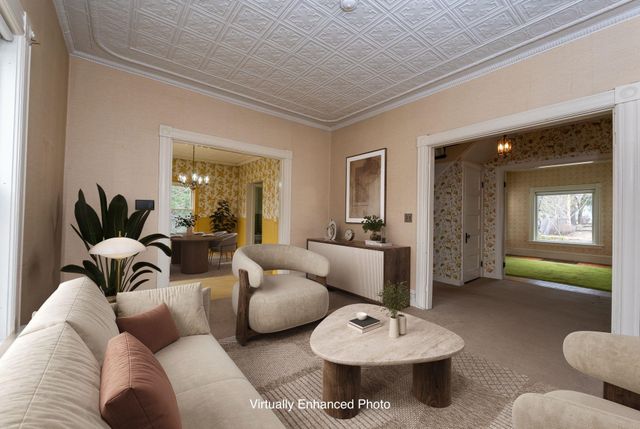 7 1St Street, Hudson, NH 03051