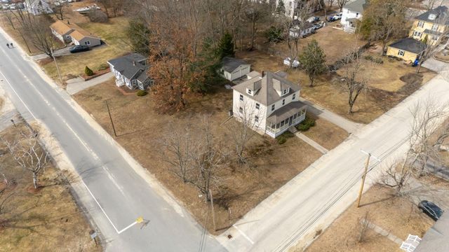 7 1St Street, Hudson, NH 03051