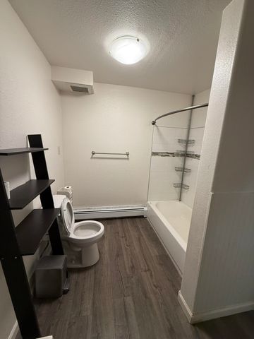 611 FELIZ STREET, North Pole, AK 99705