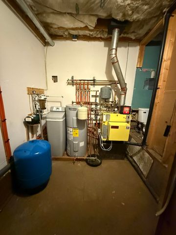 611 FELIZ STREET, North Pole, AK 99705