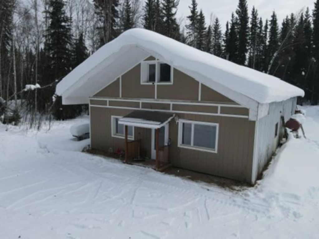 611 FELIZ STREET, North Pole, AK 99705