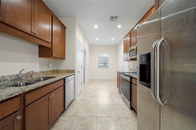 14 FERGUSON DRIVE, Orlando, FL 32805