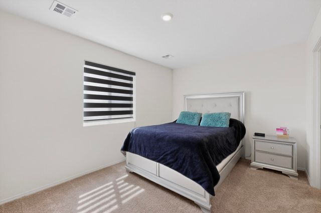 410 W Hicks Drive SW, Los Lunas, NM 87031