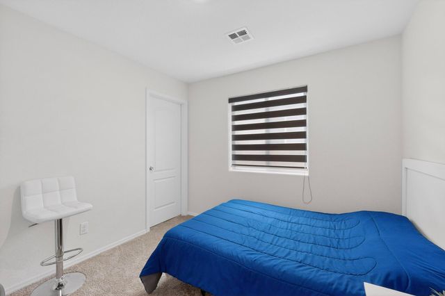 410 W Hicks Drive SW, Los Lunas, NM 87031