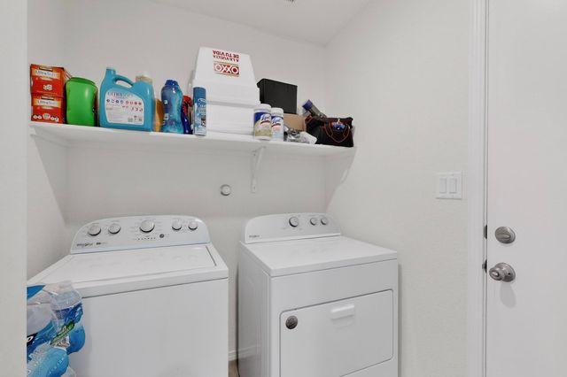 410 W Hicks Drive SW, Los Lunas, NM 87031