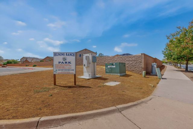 410 W Hicks Drive SW, Los Lunas, NM 87031